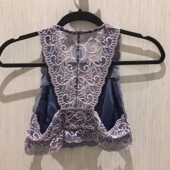 Bundles of 2 Sexy Bralettes - Picture 5 of 5